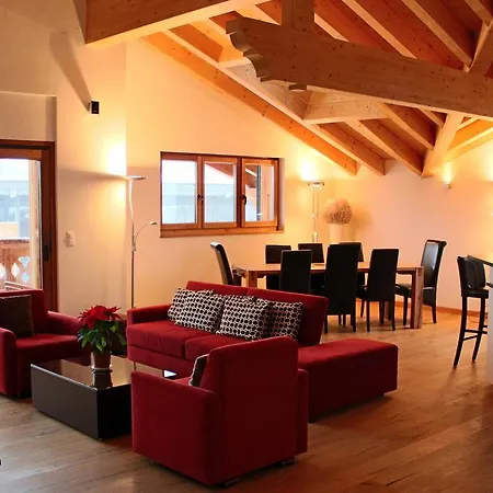 The * Champéry