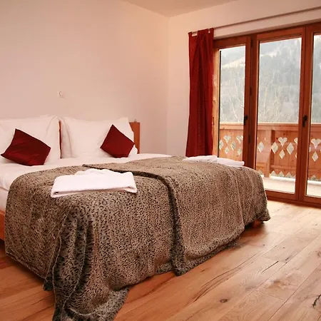 Apartament The *